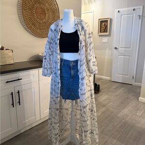 Dixie -  Fun white with inspirational text black graffiti cotton kimono.